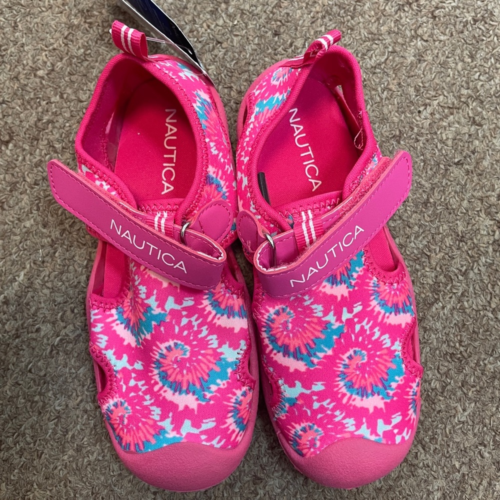 Nautica water shoes size 11